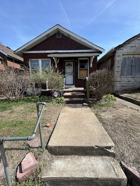 4424 Marcus Ave: main photo