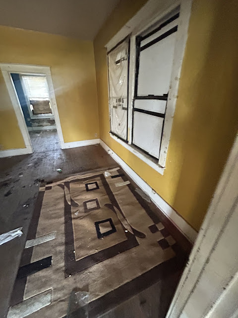 4424 Marcus Ave: photo 12