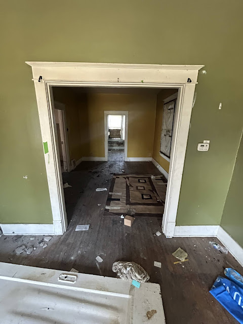 4424 Marcus Ave: photo 8