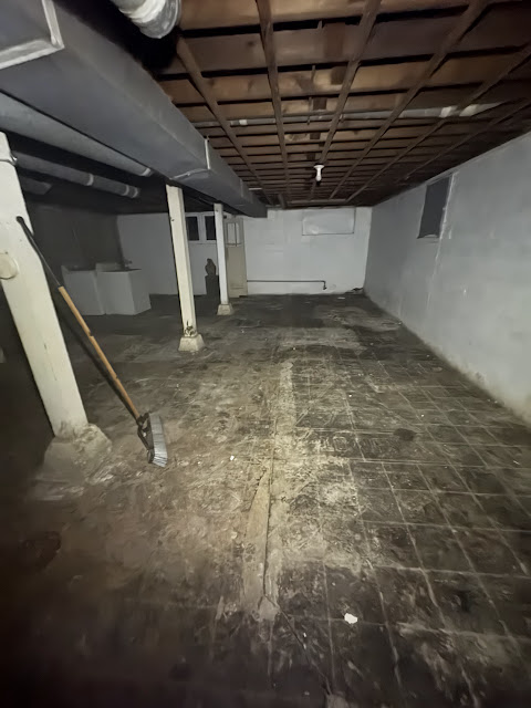 1174 W King St: photo 20