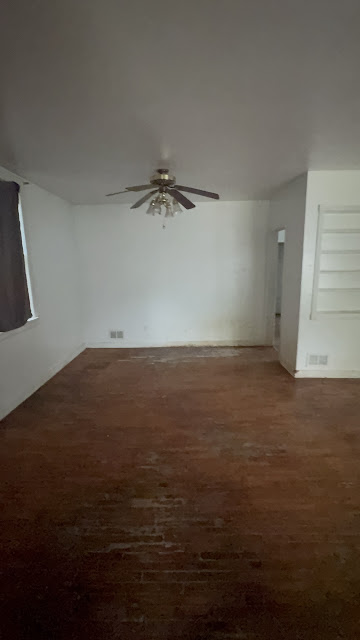 1174 W King St: photo 6