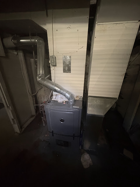 1546 E Division St: photo 24