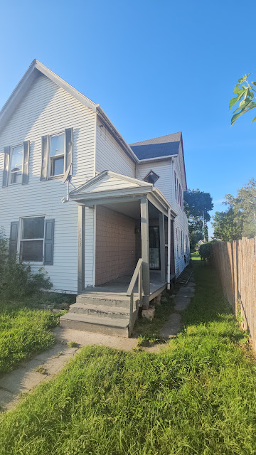 1428 South Ave: photo 2