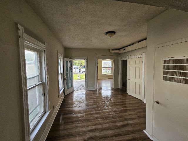 1428 South Ave: photo 22