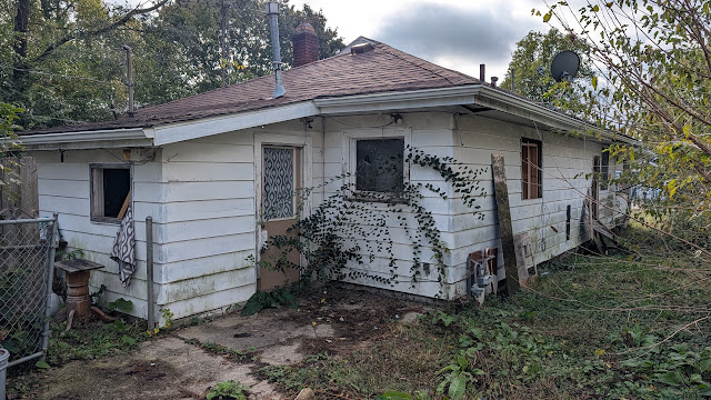 1630 S Elm St: photo 5