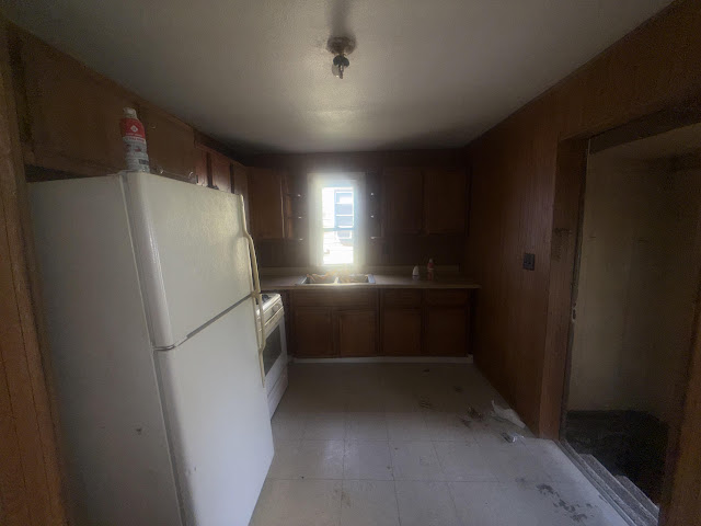2807 W Nevada St: photo 6