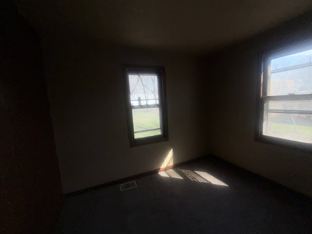 2807 W Nevada St: photo 9