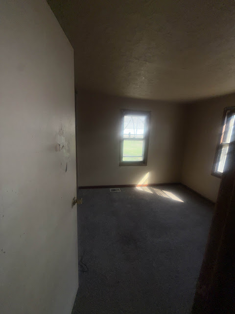 2807 W Nevada St: photo 8