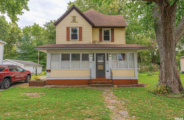 417 W Elm St: photo 2