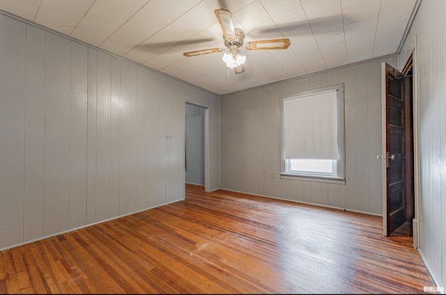 417 W Elm St: photo 10