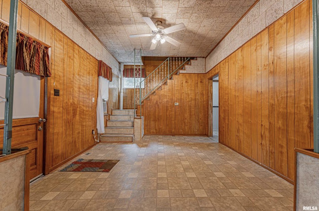 417 W Elm St: photo 12