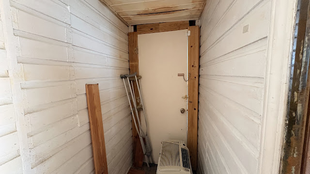 203 Girard St: photo 22