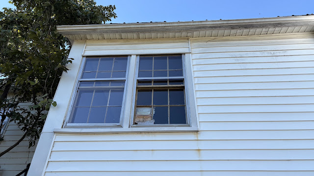 203 Girard St: photo 7