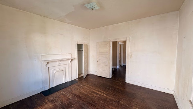 203 Girard St: photo 19