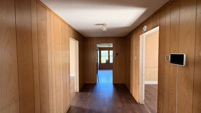 203 Girard St: photo 20