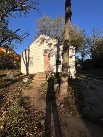 10118 Clairmont Dr: main photo
