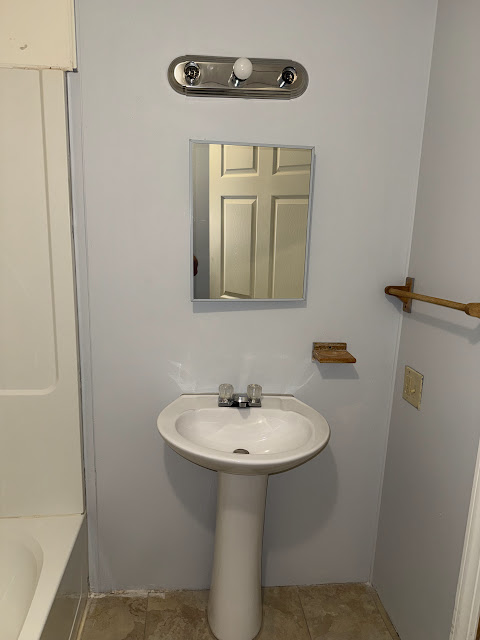 1905 N College St: photo 23