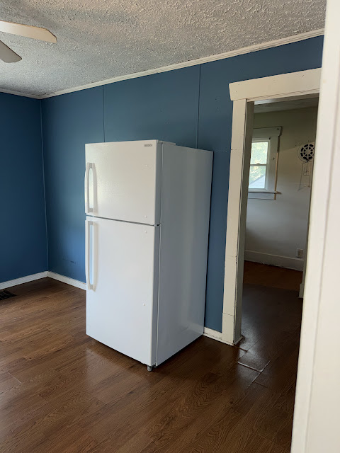1905 N College St: photo 16