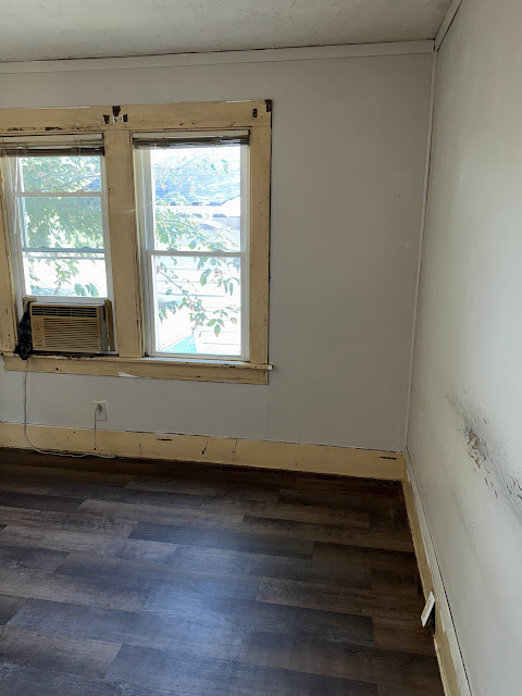 1905 N College St: photo 52