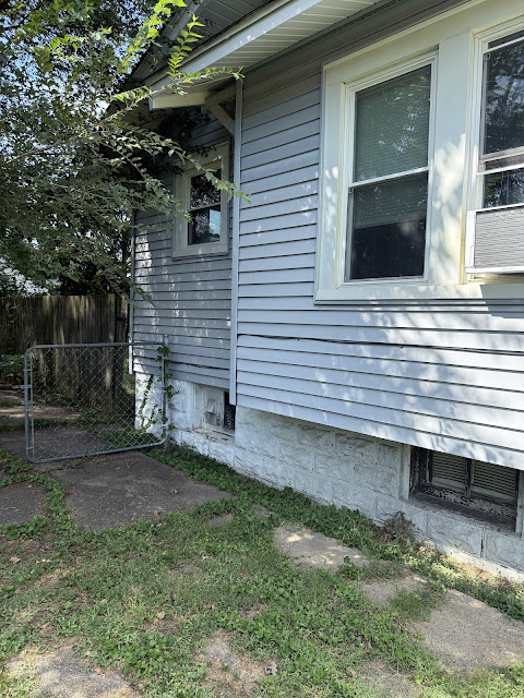 1905 N College St: photo 35
