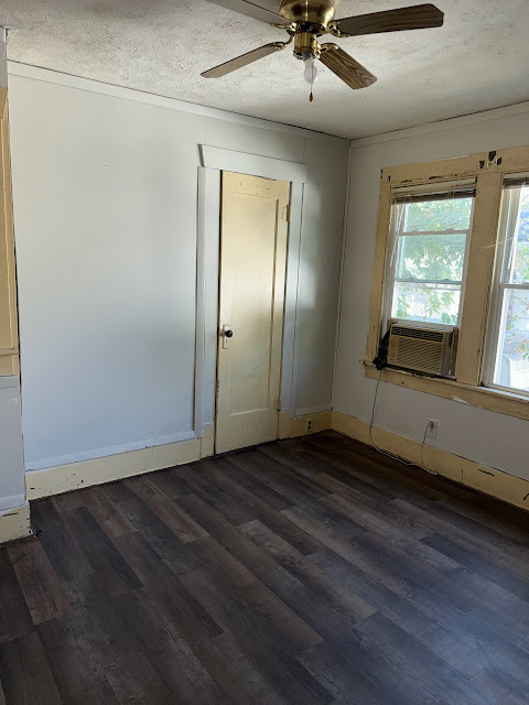 1905 N College St: photo 18