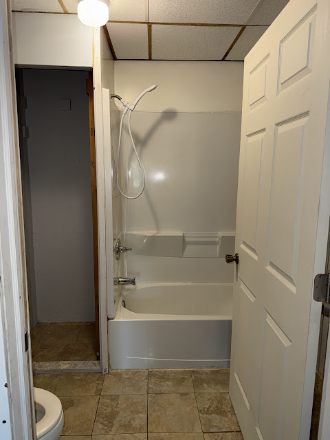 1905 N College St: photo 21