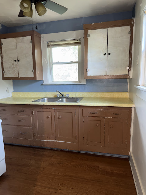 1905 N College St: photo 15