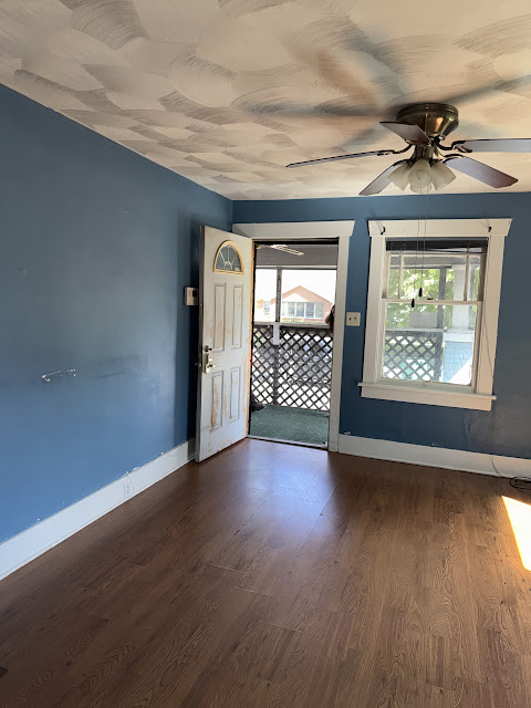 1905 N College St: photo 59
