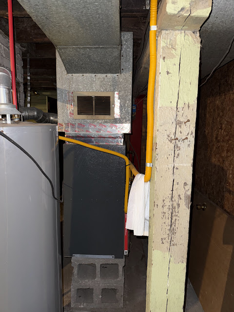 1905 N College St: photo 45