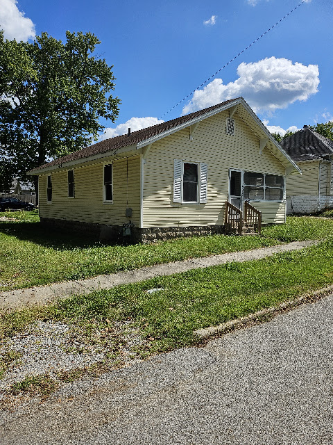 501 Carico St: main photo