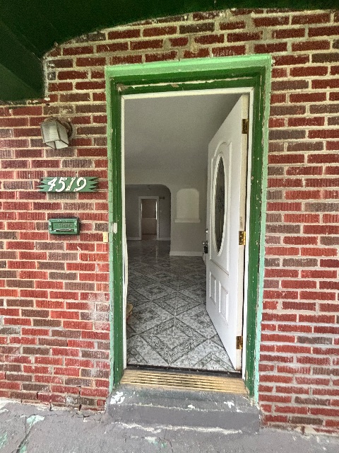 4519 June Ave: photo 5