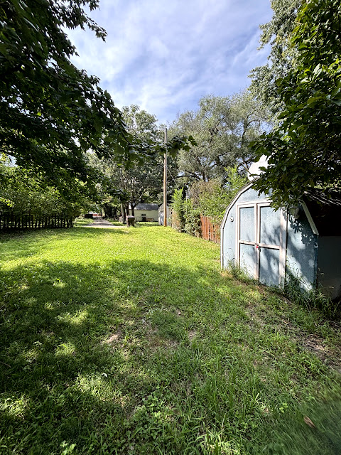 2523 NE Monroe St: photo 4