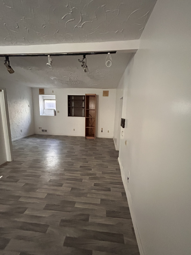 5338 Claxton Ave: photo 30