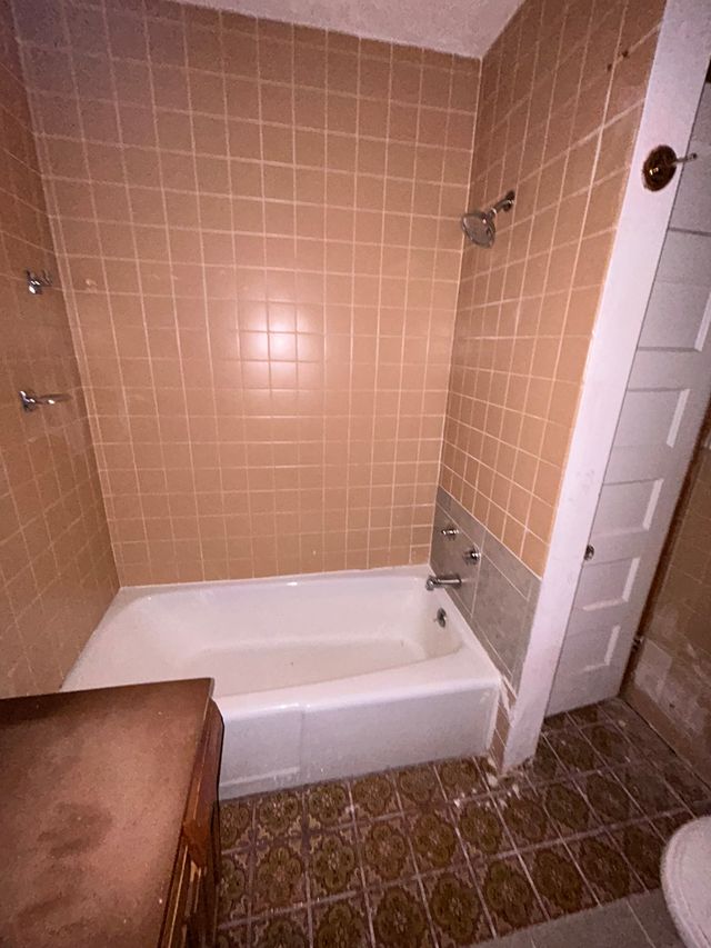 5338 Claxton Ave: photo 36