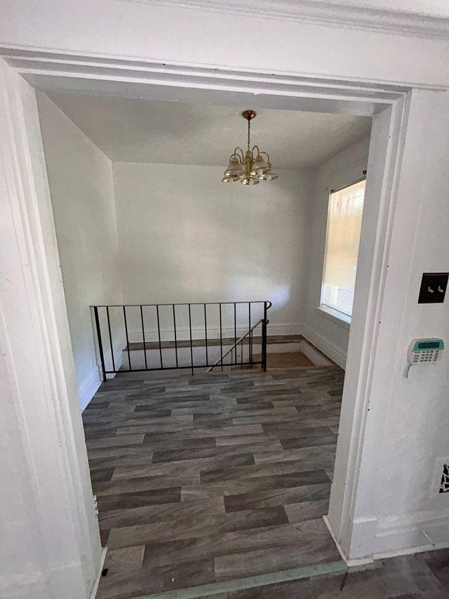5338 Claxton Ave: photo 7