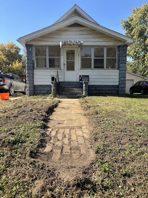 1825 S Idaho St: photo 2