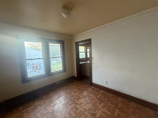 1825 S Idaho St: photo 8
