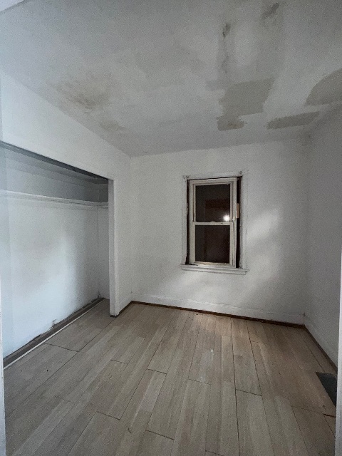 5044 Claxton Ave: photo 15