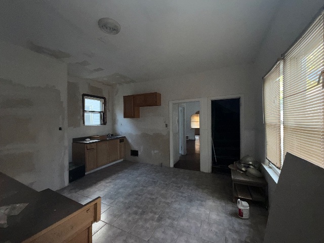 5044 Claxton Ave: photo 13