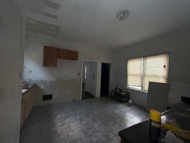 5044 Claxton Ave: photo 35