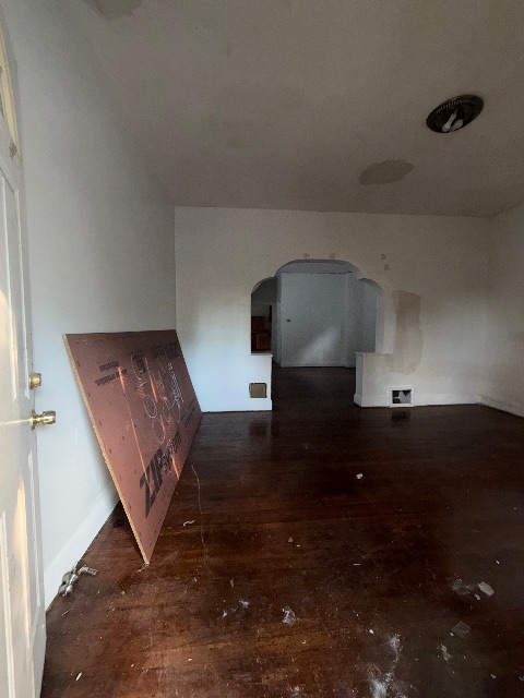 5044 Claxton Ave: photo 29