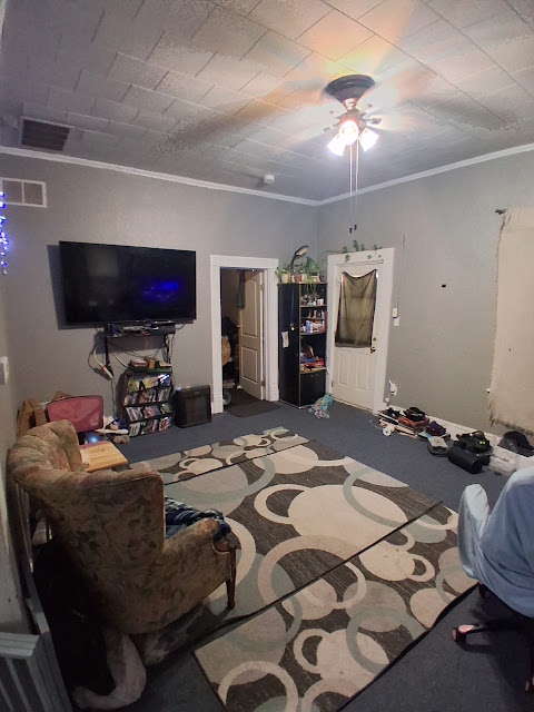 307 W Sycamore St: photo 9