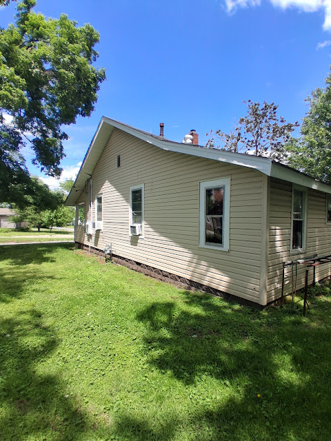 307 W Sycamore St: photo 5