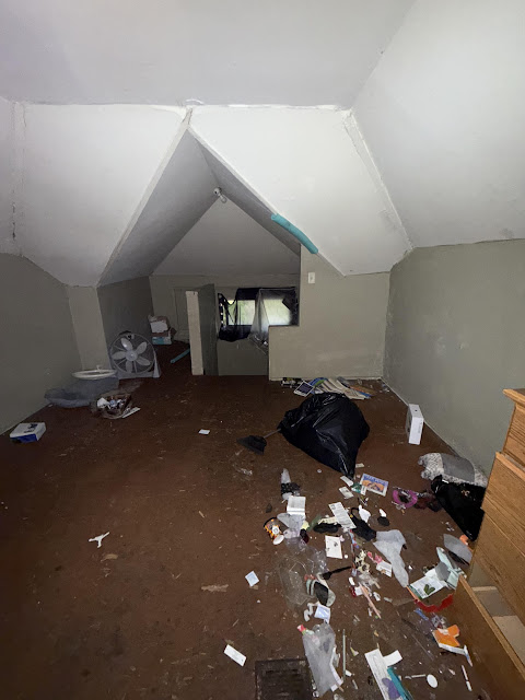 1112 E Main St: photo 11