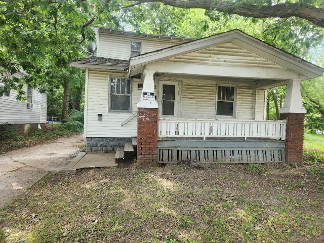 1825 N Church St: main photo