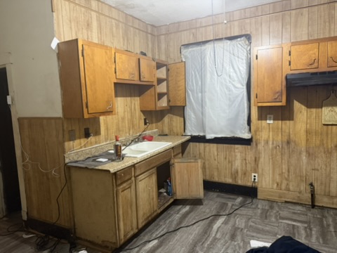 926 S Greenlawn Ave: photo 8