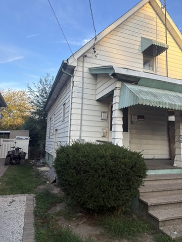 926 S Greenlawn Ave: photo 3