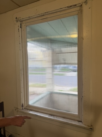926 S Greenlawn Ave: photo 42