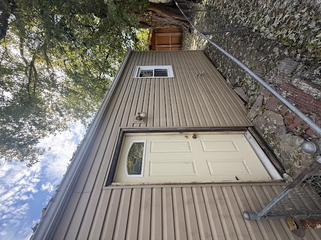 905 W Olive St: photo 9