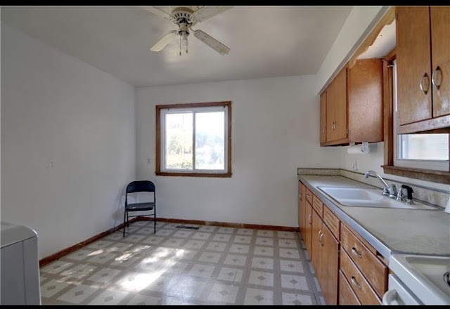 905 W Olive St: photo 18